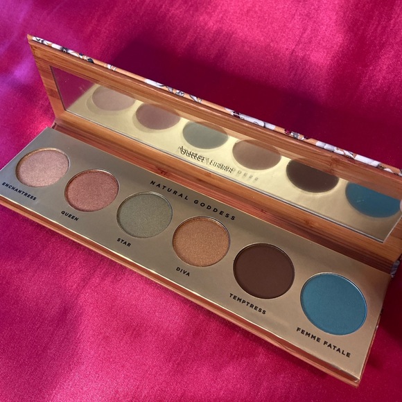 Brand New Eyeshadow Palette Bundle - Picture 6 of 6